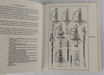 Les Armes Blanches. Sabres et Épées